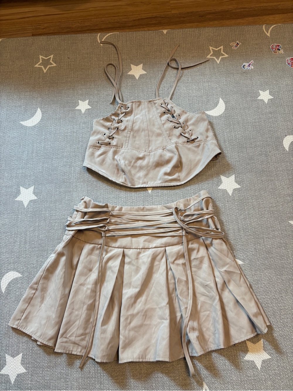 SHEIN Taupe Lace-Up Pleated Mini Skirt Set